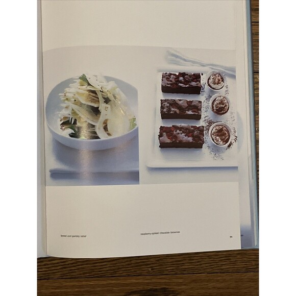 Lot of 2 Entertaining Hardcover Books Menus CookBook - Picture 5 of 8